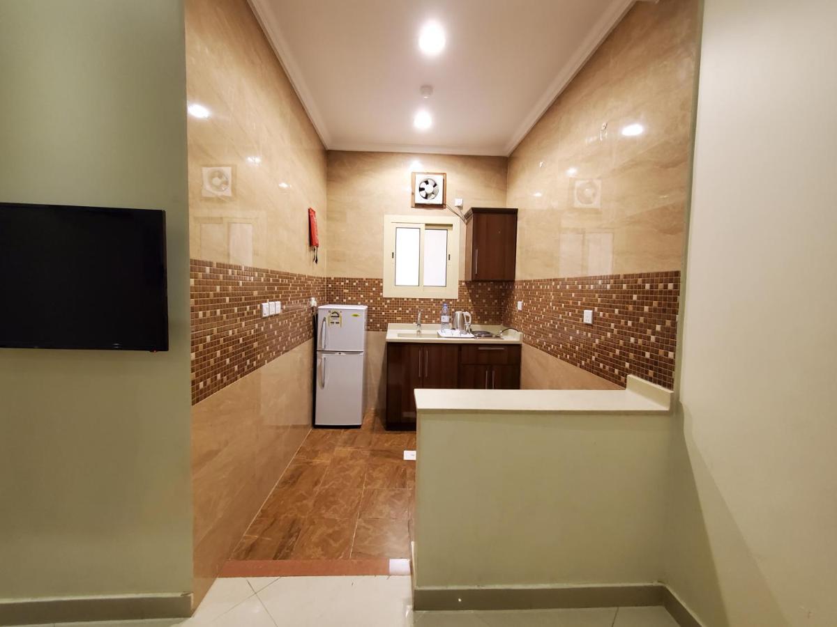 Quiet Dreams - Serviced Apartments Quarysh Branch Jeddah Luaran gambar